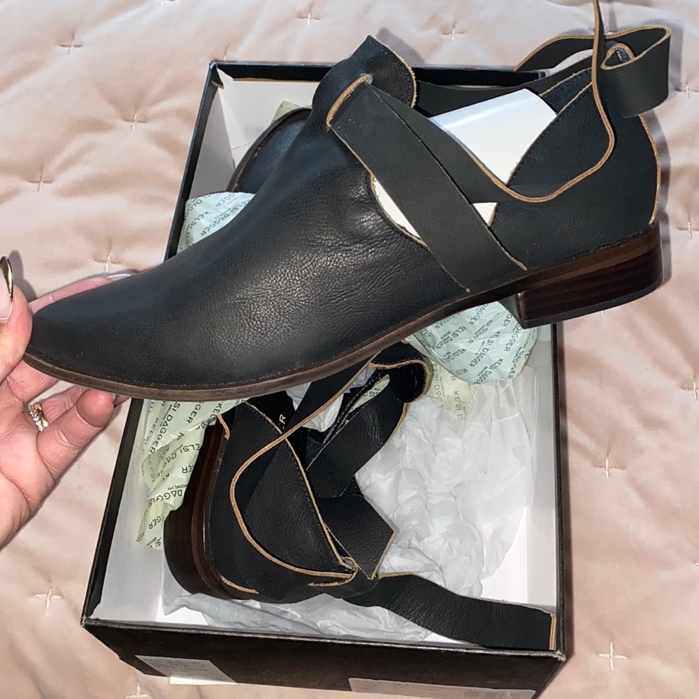 Kelsi Dagger boots